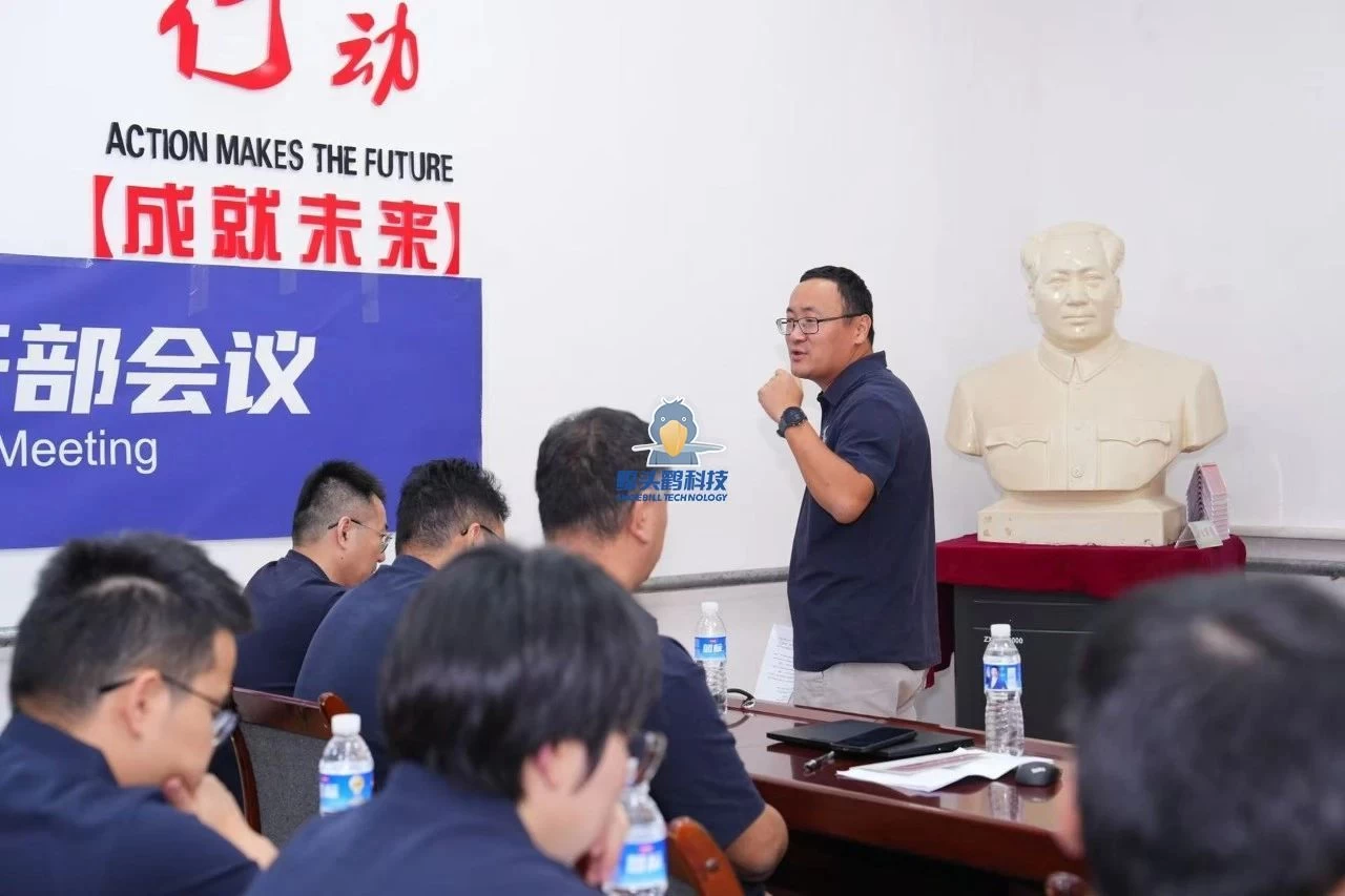 رحلة صحراء بادين جاران التي قامت بها شركة Shoebill Technology رحلة صحراء بادين جاران التي قامت بها شركة Shoebill Technology